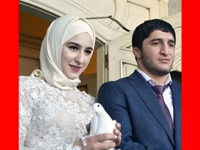 عکس عبدالرشید سعدالله اف و همسرش