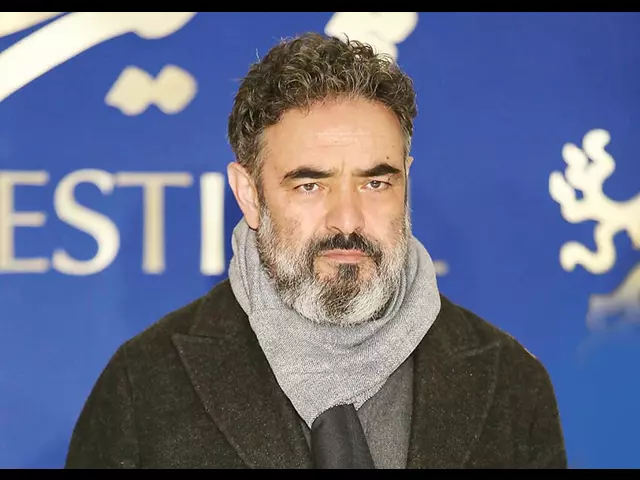 بیوگرافی محمد حسن معجونی