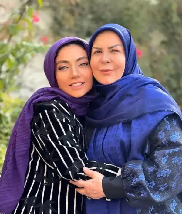 بیوگرافی هلن نقی لو (نقش رویا در سریال غریبه) + عکس های اینستاگرام