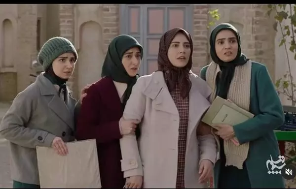 زهرا سزاوار بازیگر سریال طوبی